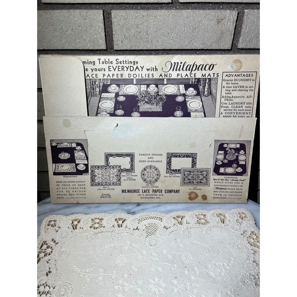 Vintage Milapaco Lace Paper Placemats 100 Count Cream Floral Die Cut 10.5x14.75